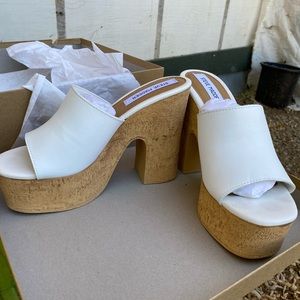 Steve Madden platform slide